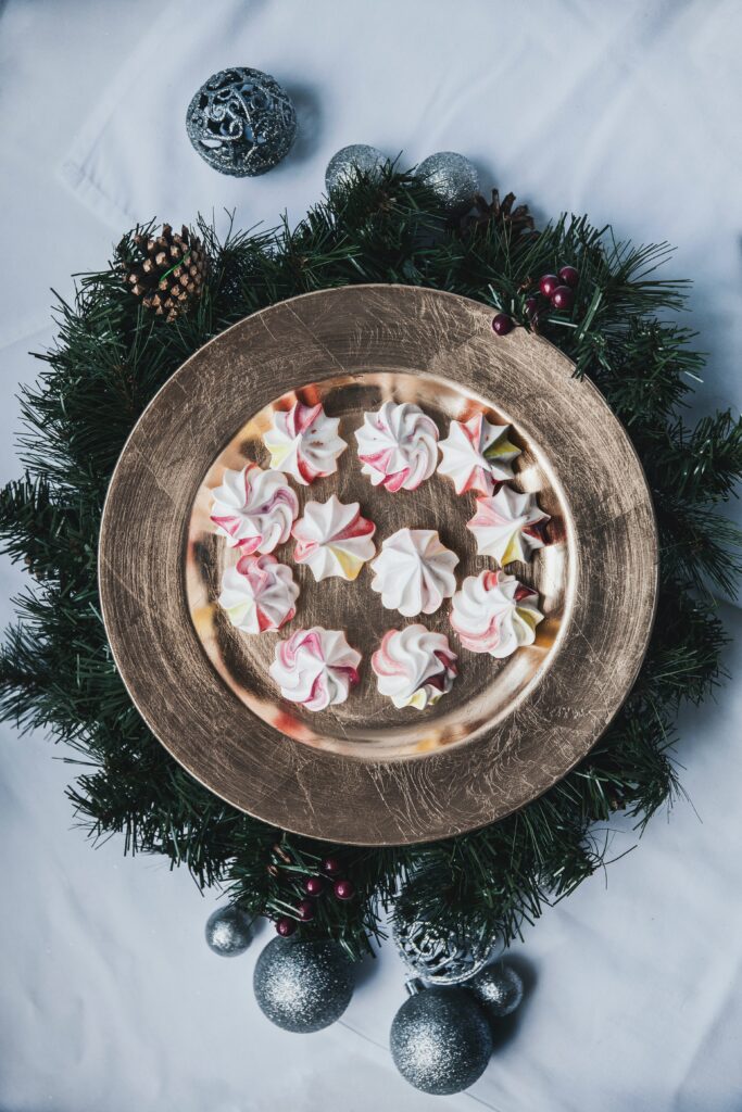 What Are 4 Facts About Christmas In The United States? What Are 4 Facts About Christmas In The United States?